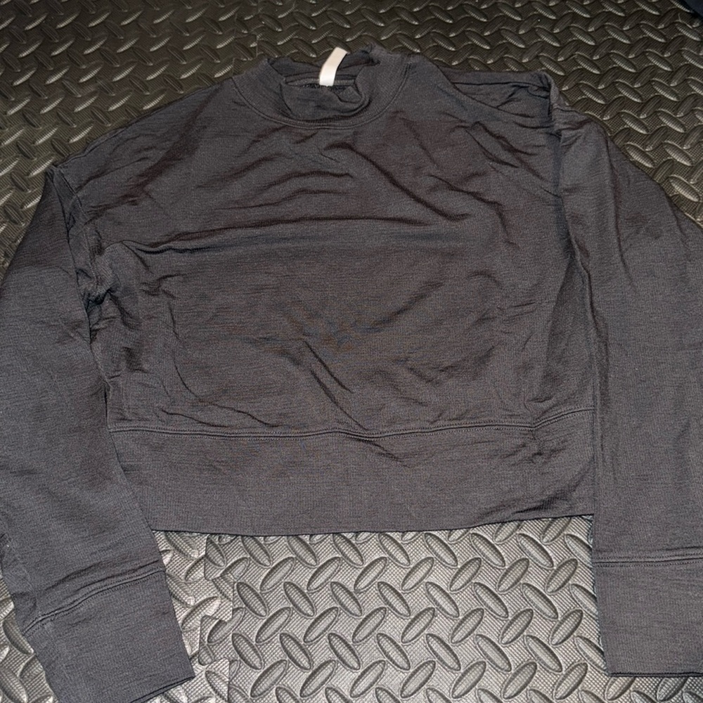 Women’s Fabletics Luna Long-Sleeve Pullover